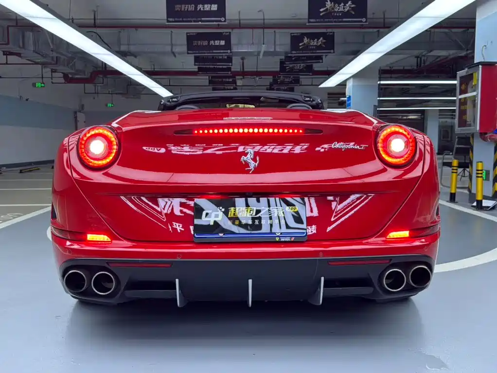 Ferrari California T 2015 2015 3.9T Standard