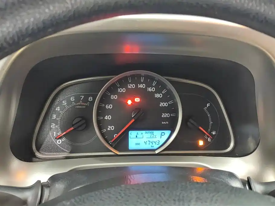 Toyota RAV4 Rongfang 2015 2.0L CVT 2WD Trend Edition фото 14