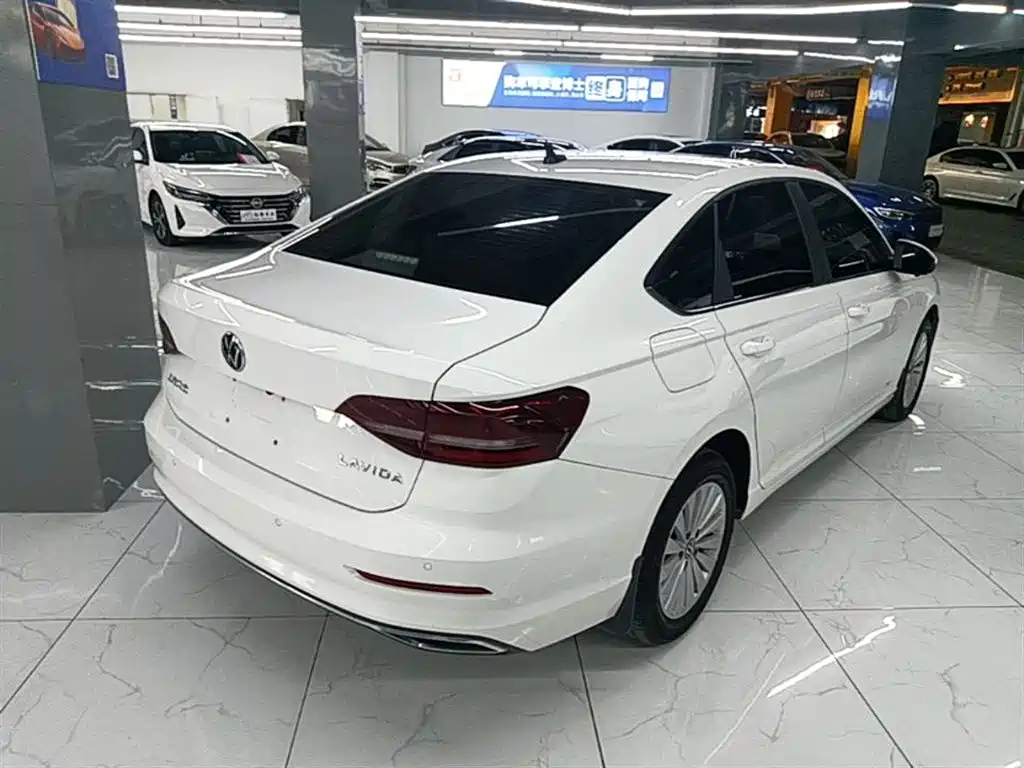 VOLKSWAGEN LAVIDA