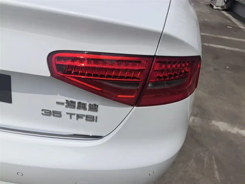 Audi A4L 2016 35 TFSI Collector's Edition Automatic Standard фото 8