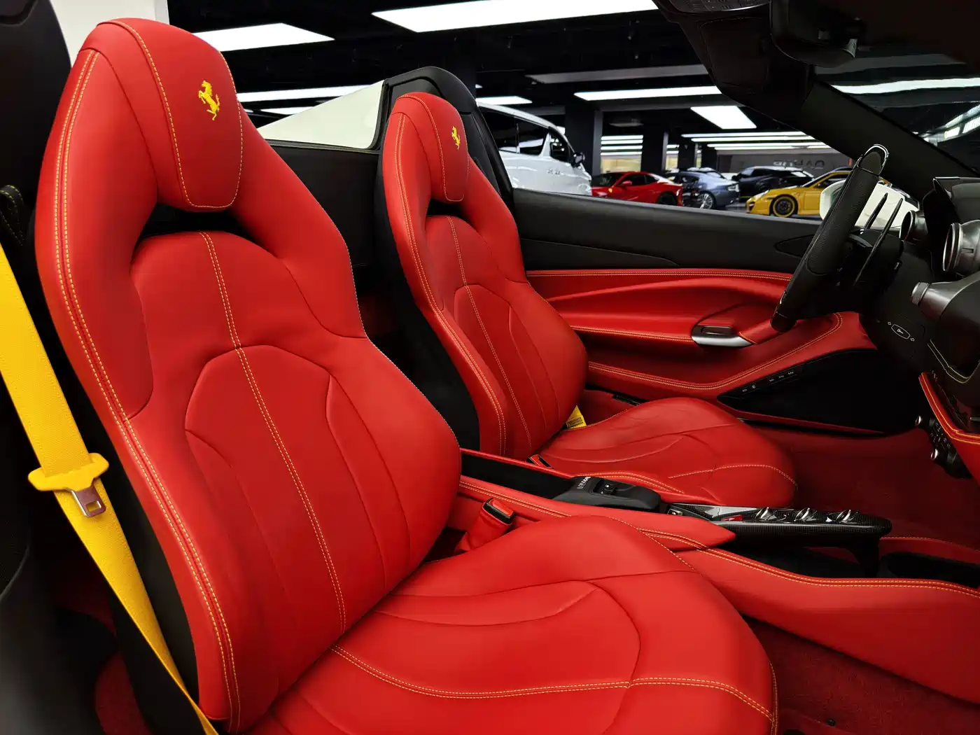 Ferrari F8 2023 2020 Spider 3.9T V8