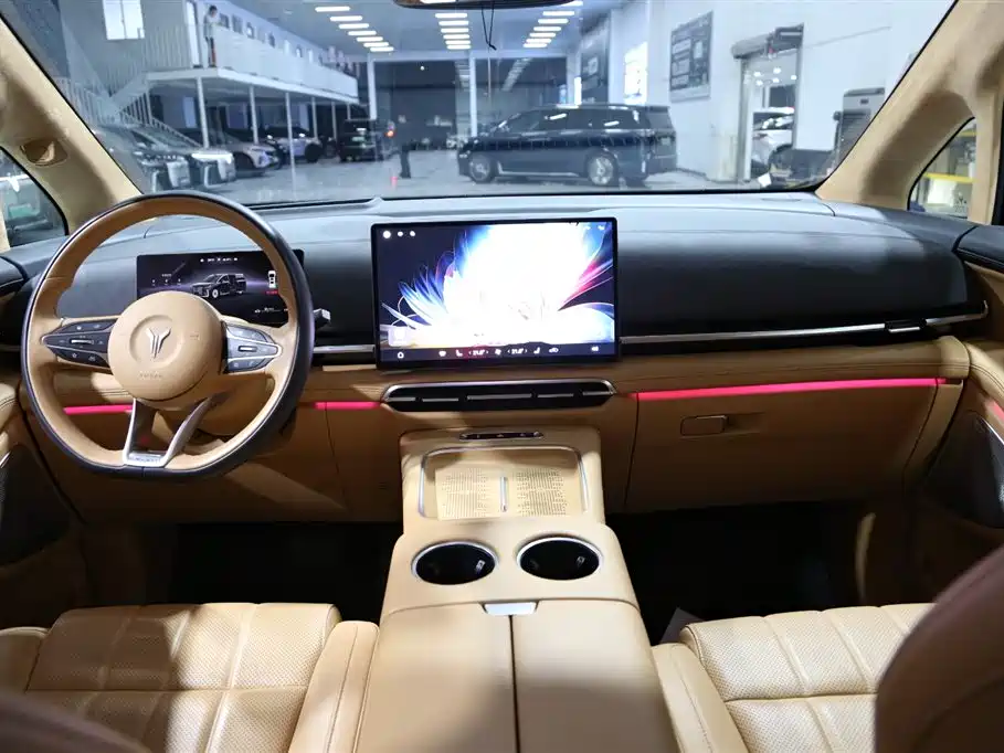 Voyah Auto Voyah Dreamer 2025 Model PHEV 4WD Premium QianKun Edition фото 13