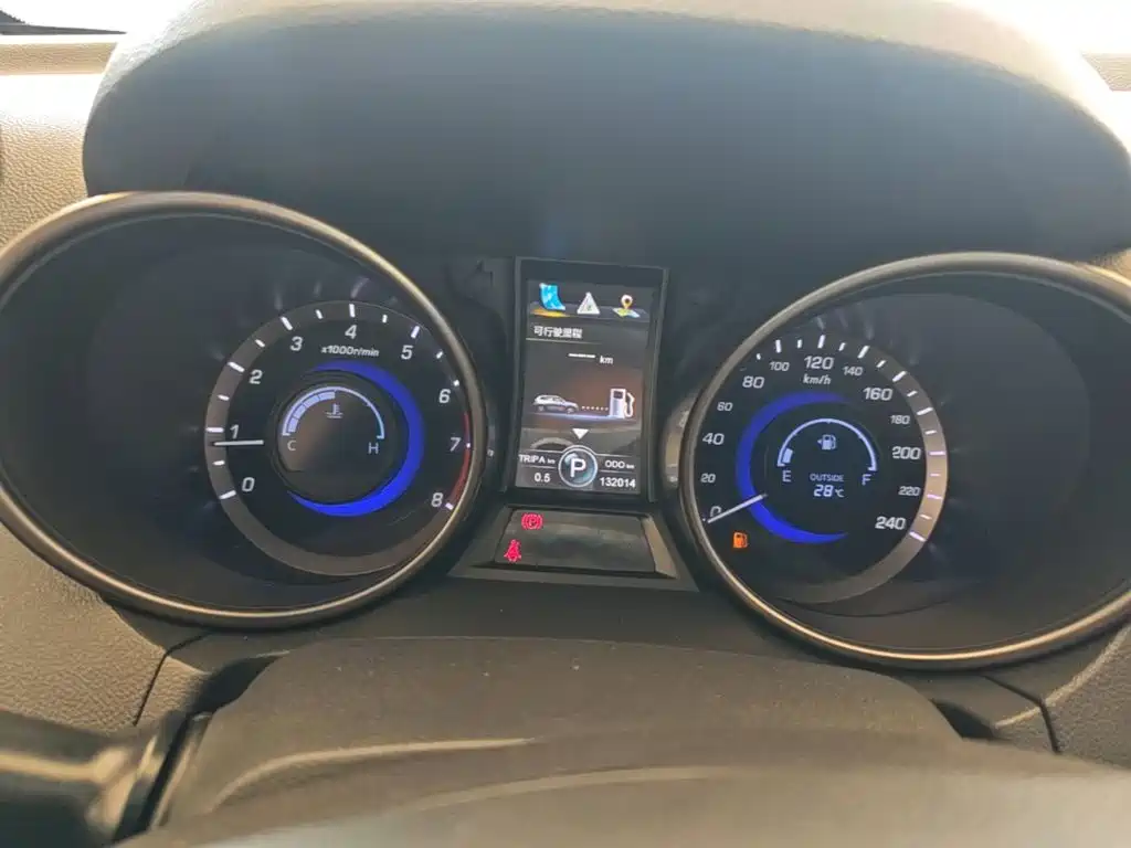 Changan CS75 2015 2014 1.8T Automatic Elite (China IV)