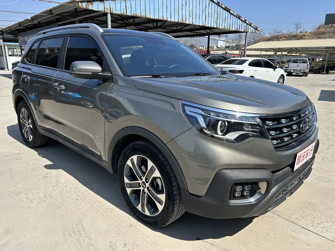 Kia Sportage 2019 2.0L Automatic Smart Luxury Edition фото 3