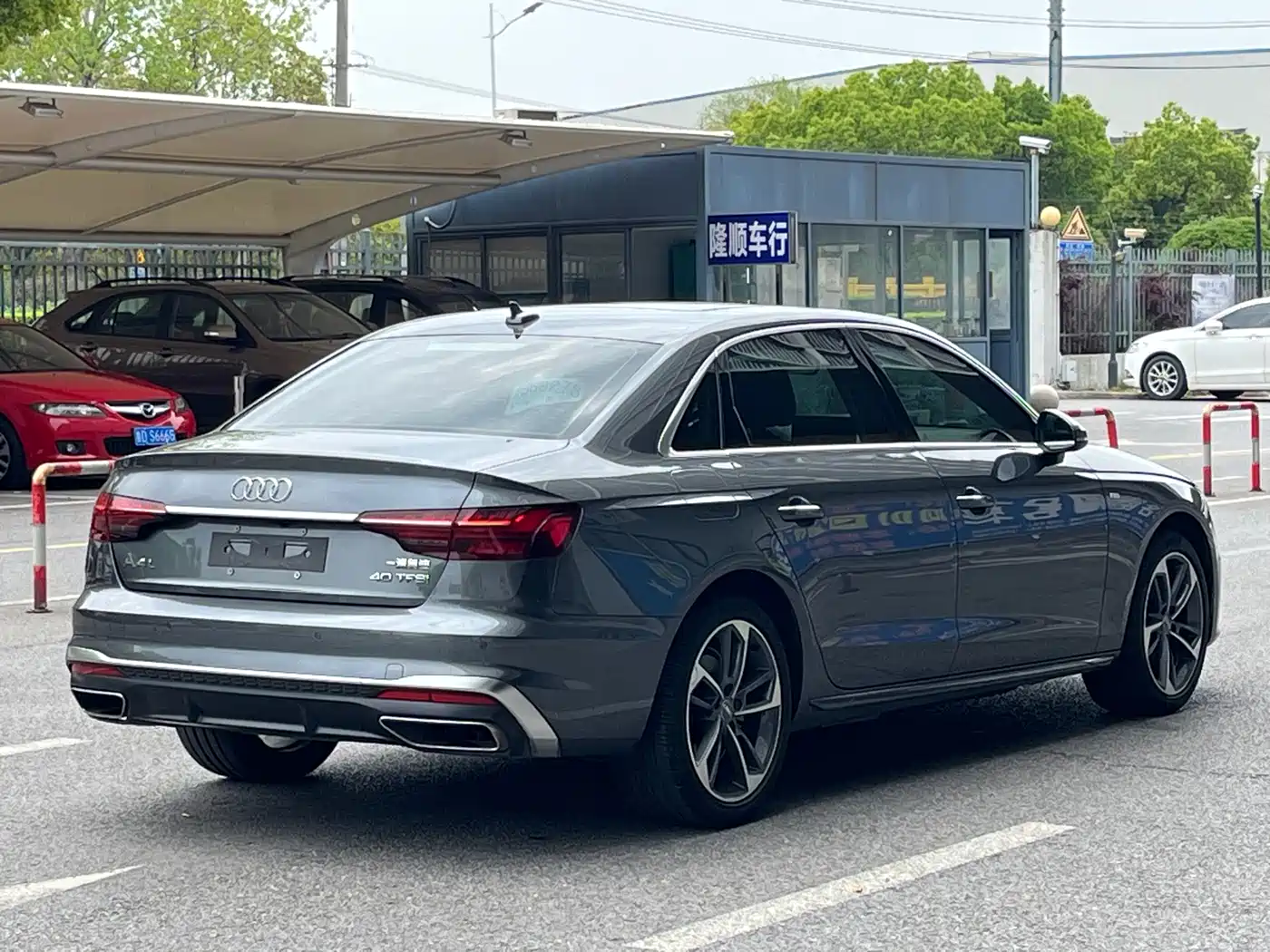 Audi A4L 2020 40 TFSI Fashion Dynamic Edition фото 14
