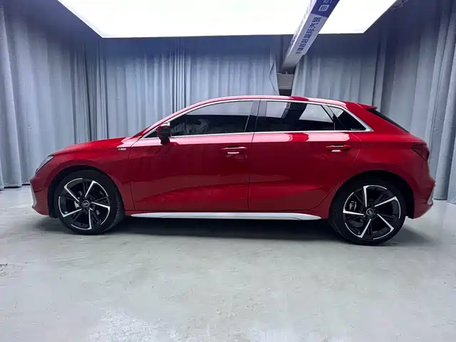 Audi A3 2022 Sportback 35 TFSI Style Sport — фото 4