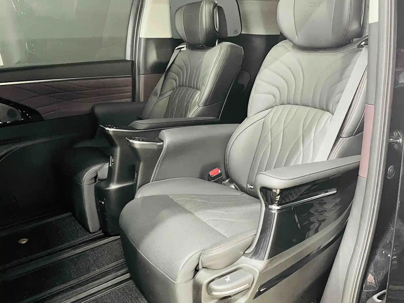 GAC Trumpchi Trumpchi M8 2024 Master Series 400T Premium Edition фото 9