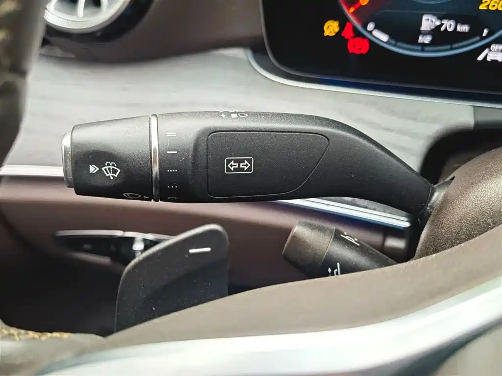 Mercedes-Benz CLS 2021 CLS 300 Luxury фото 30