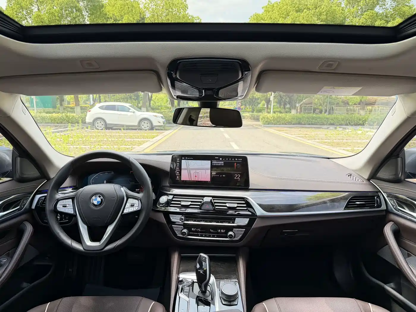 BMW 5 Series 2021 525Li Luxury Package фото 8