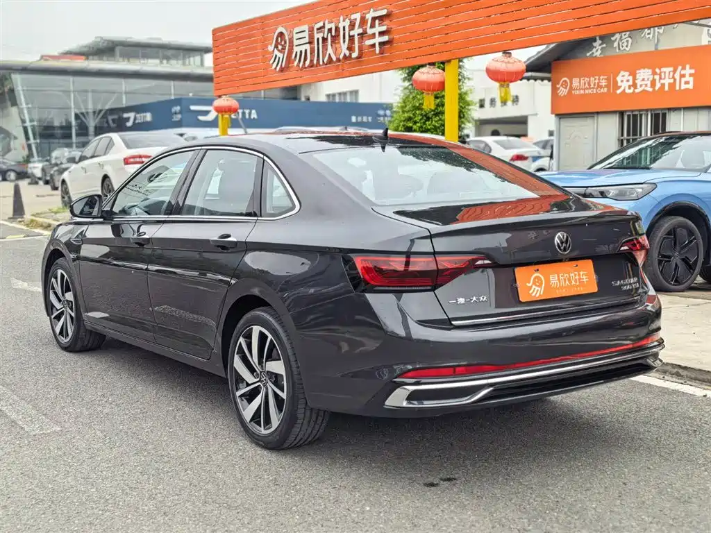 Volkswagen Sagitar 2023 300TSI DSG Excellence Edition фото 7