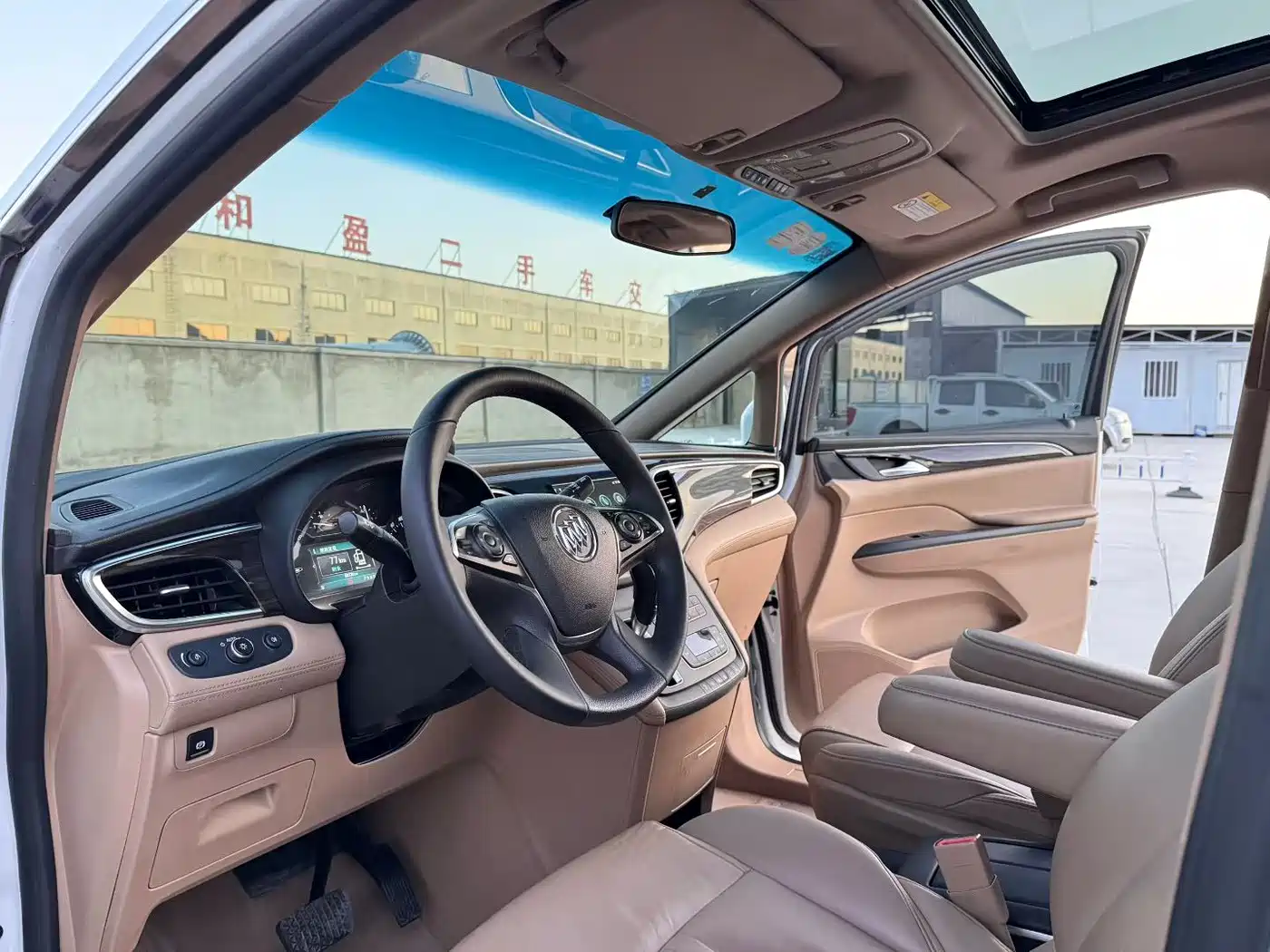 Buick GL8 2017 ES 28T Premium China V фото 5