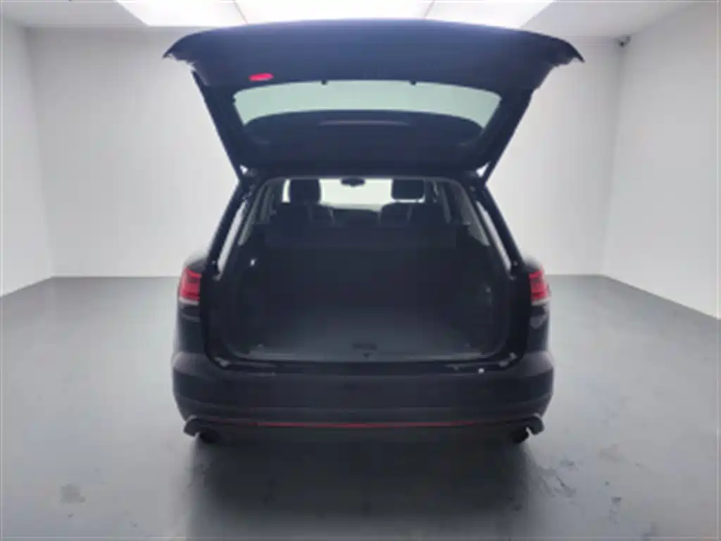 Volkswagen Touareg 2023 2022 2.0TSI Pilot Special Edition
