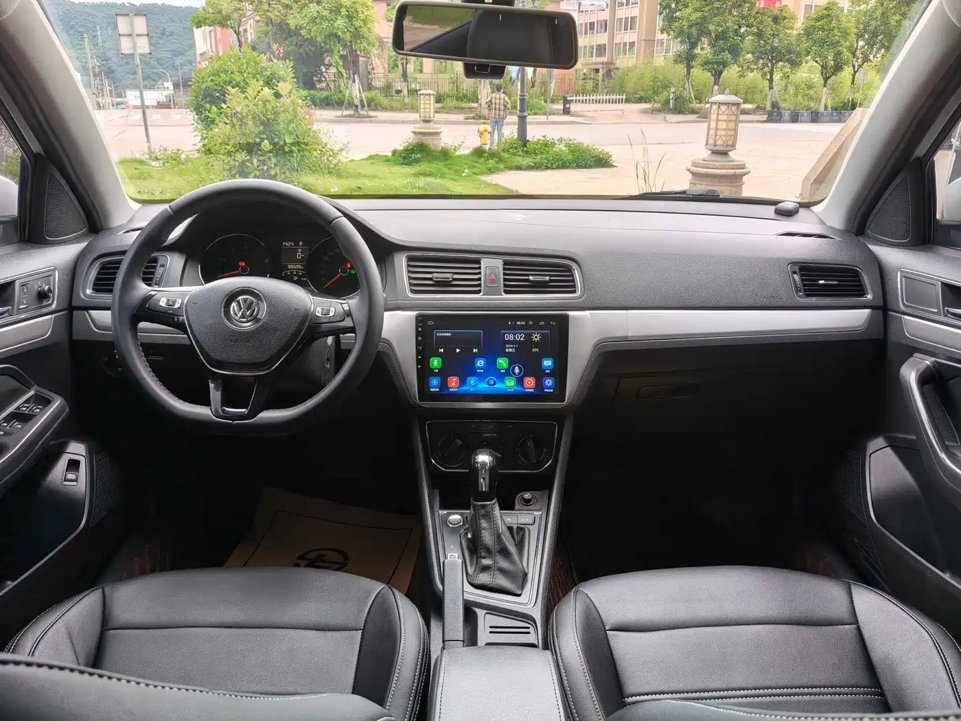 Volkswagen Lavida 2017 1.6L Automatic Comfort Edition фото 5