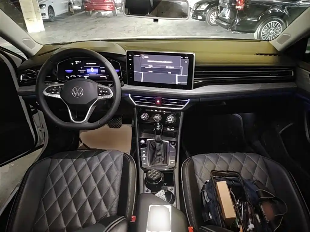 Volkswagen Sagitar 2025 300TSI DSG Surpass Edition фото 10