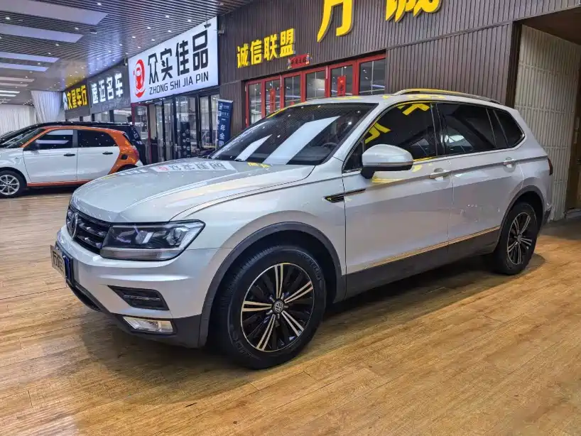 Volkswagen Tiguan L 2019 330TSI Automatic 2WD Panorama Comfort Edition China VI