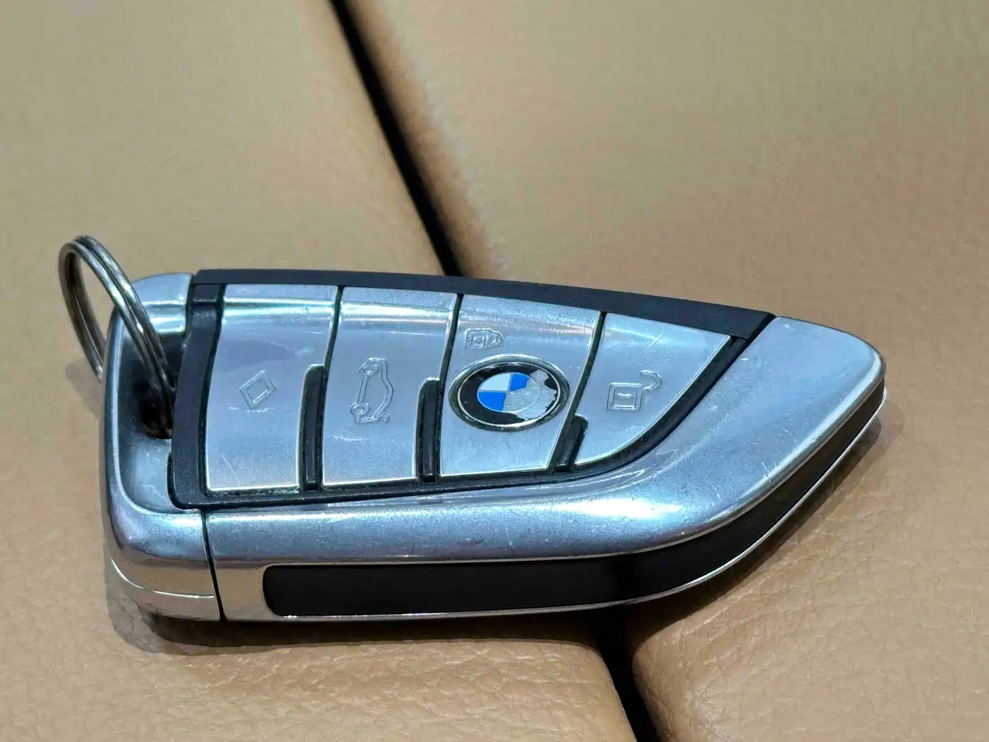 BMW 7 Series 2016 730Li Leading фото 22