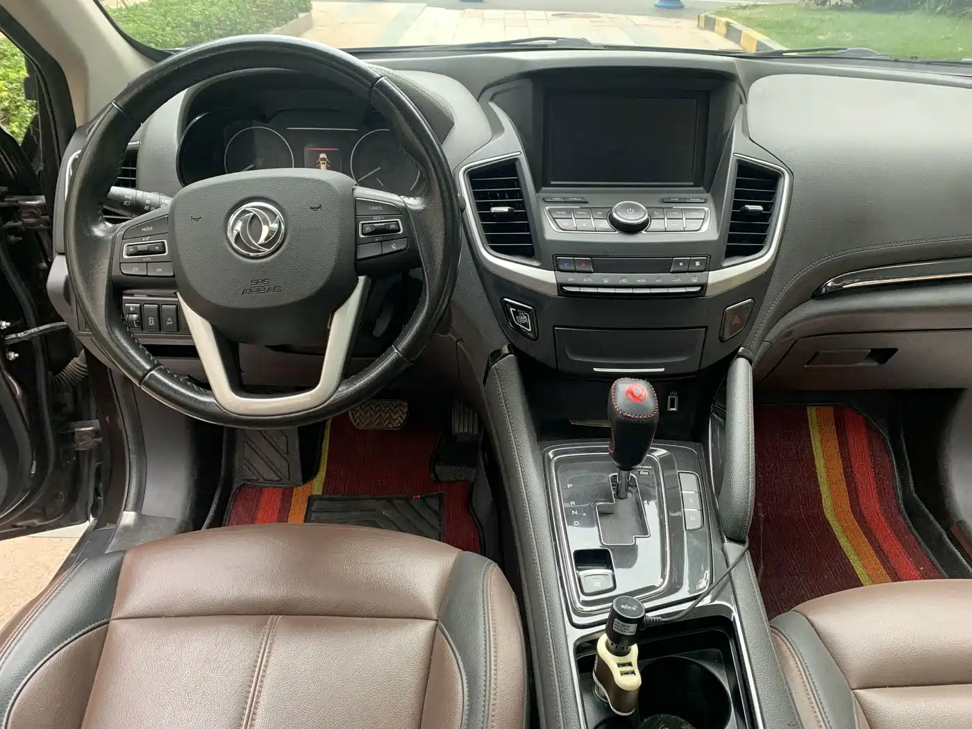 Dongfeng Aeolus Dongfeng Fengshen AX7 2018 2018 Classic 1.6T Auto Luxury