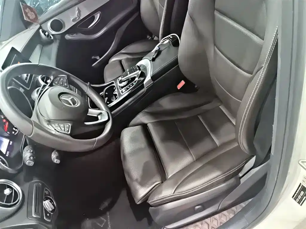 Mercedes-Benz GLC 2016 GLC 200 4MATIC фото 15