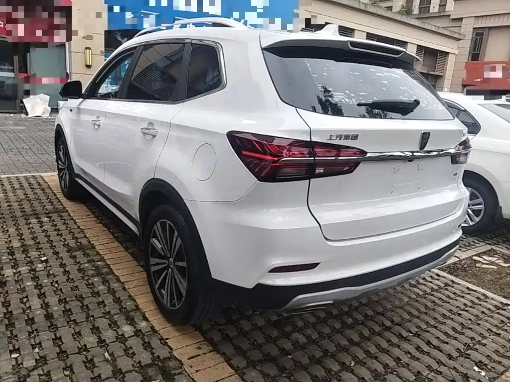 Фото 5 - Roewe RX5