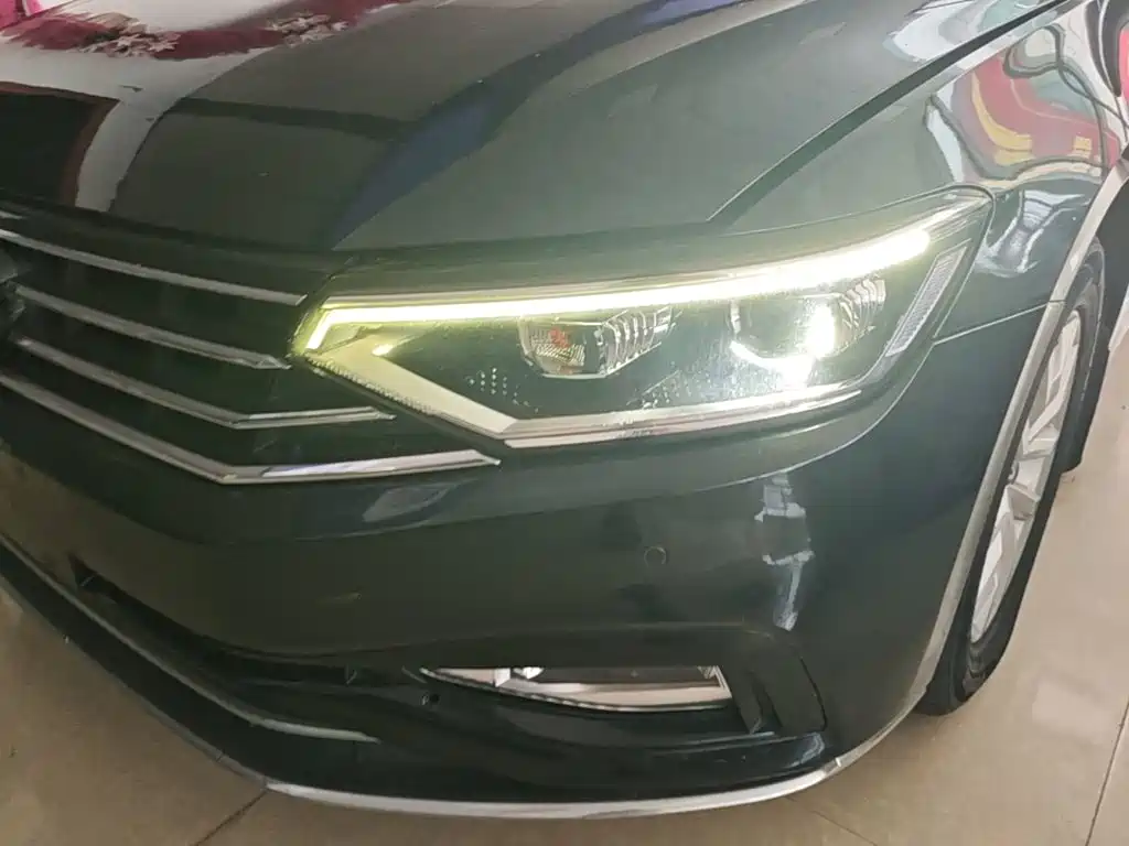 Фото 24 - Volkswagen Magotan