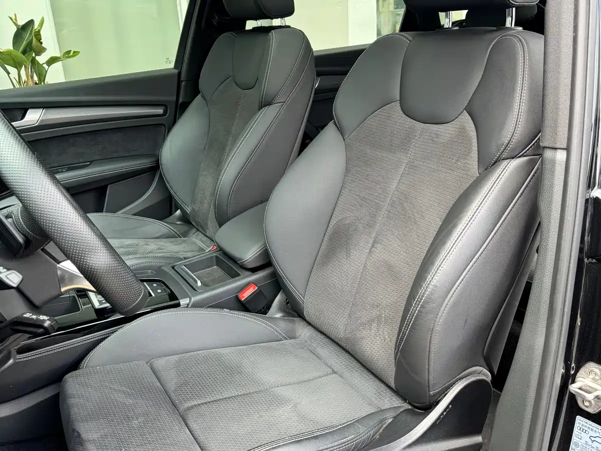 AUDI Q5L SPORTBACK
