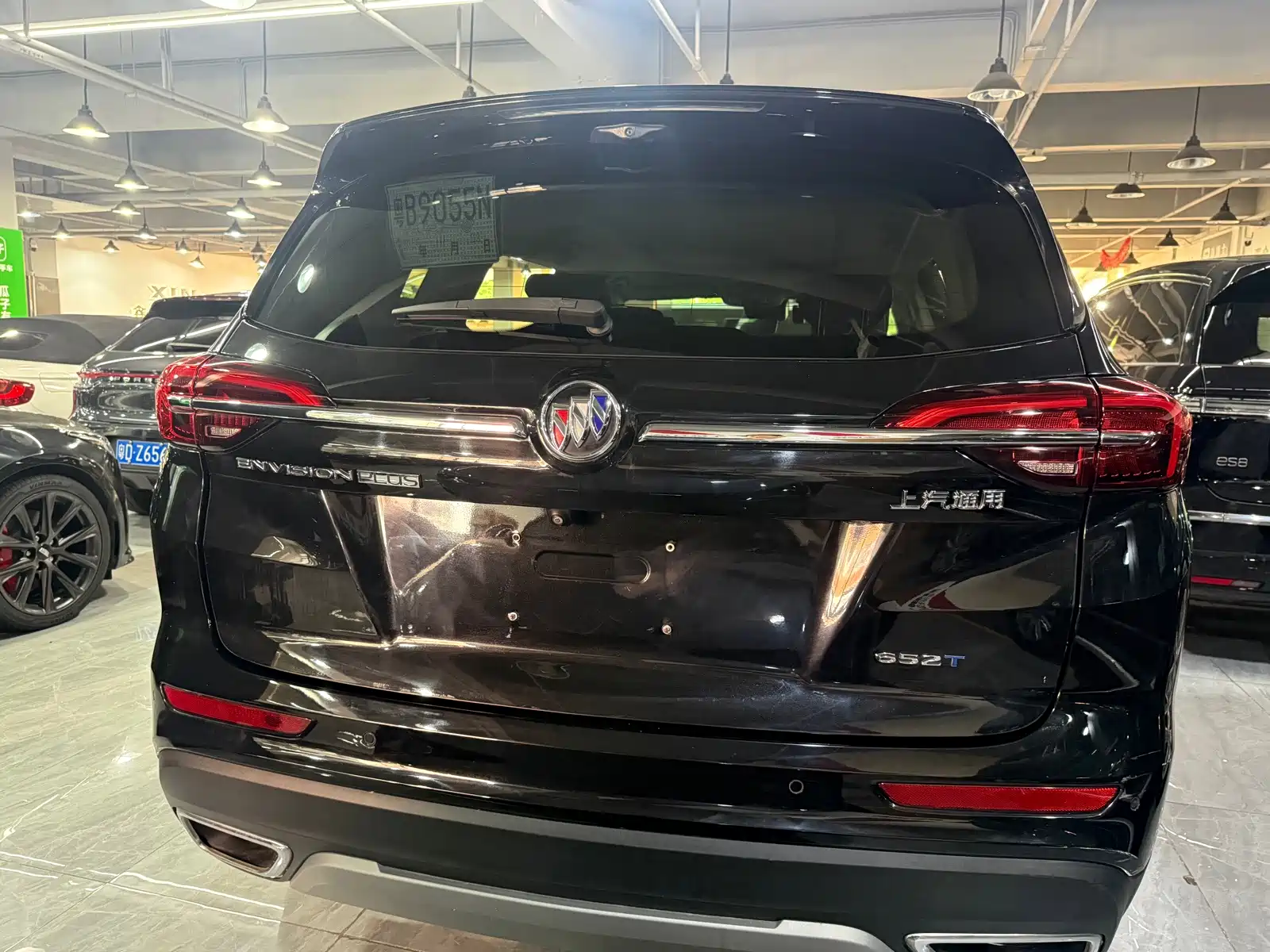 Photo 8 - Buick Envision Plus