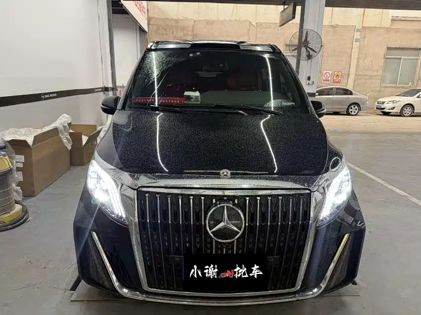 Mercedes-Benz Vito 2023 2.0T Elite 7-Seater фото 2