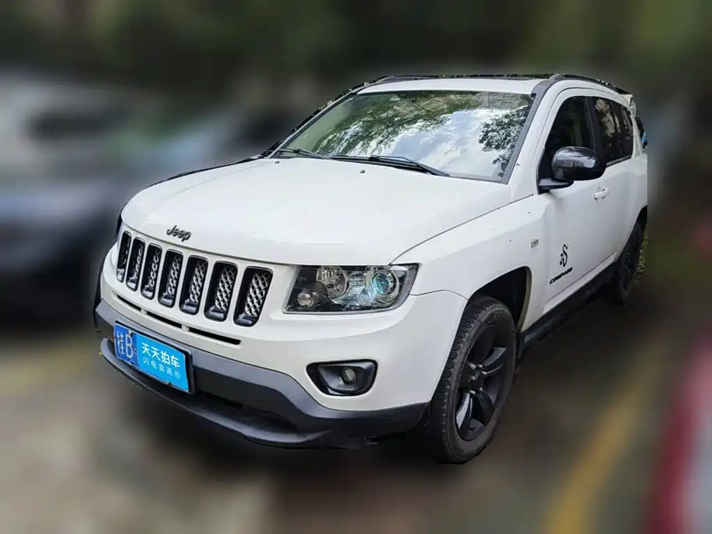 Фото 1 - Jeep Compass (Import)