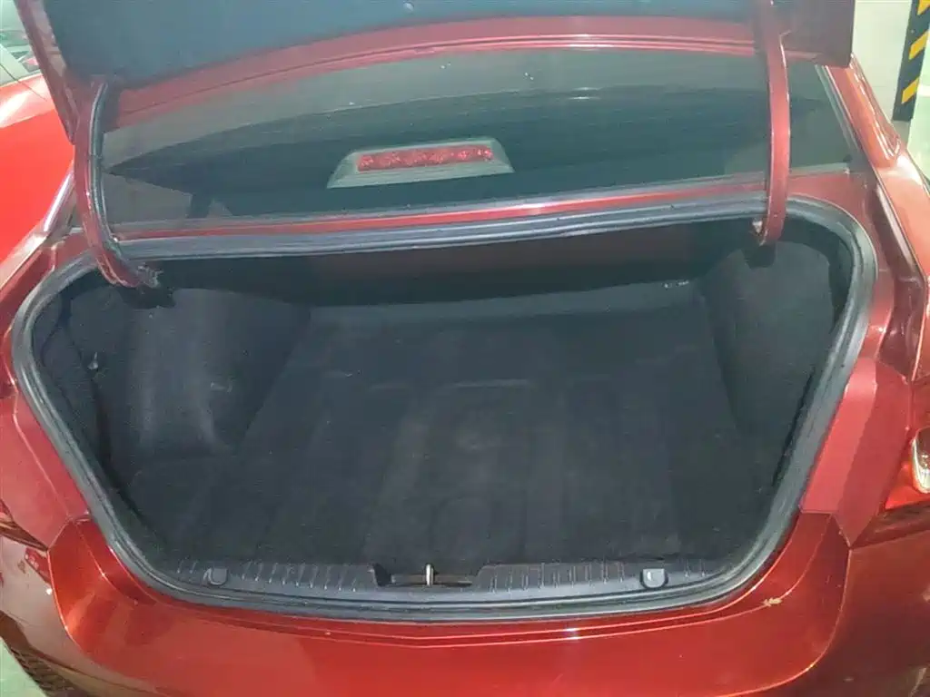 Chevrolet Cruze 2015 1.5L Classic SE AT фото 19