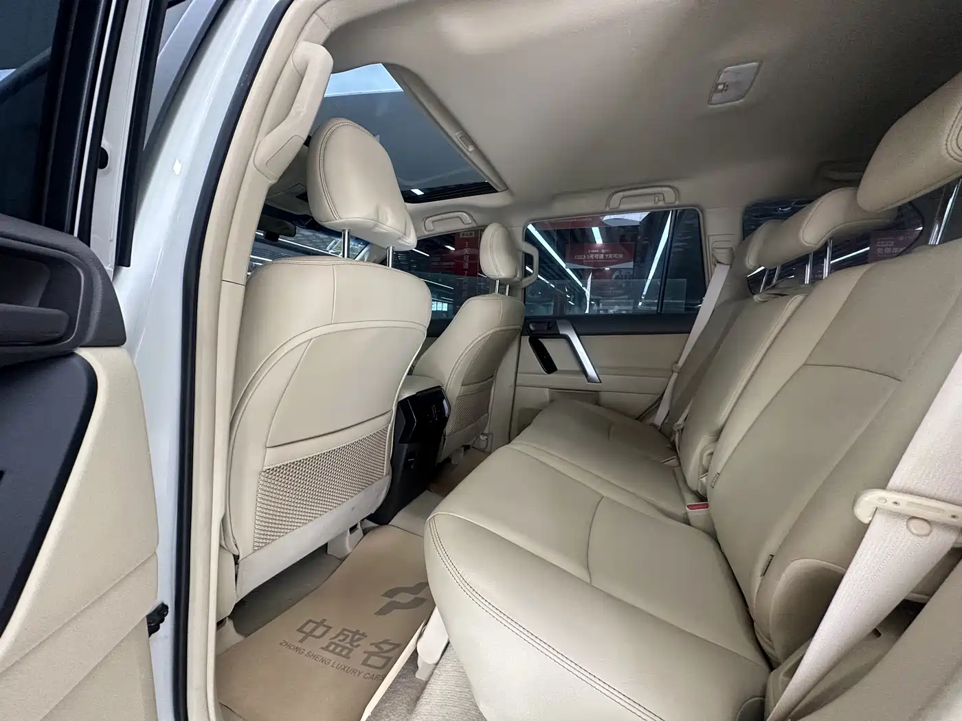 Toyota Prado 2016 2.7L Auto Standard Edition фото 24