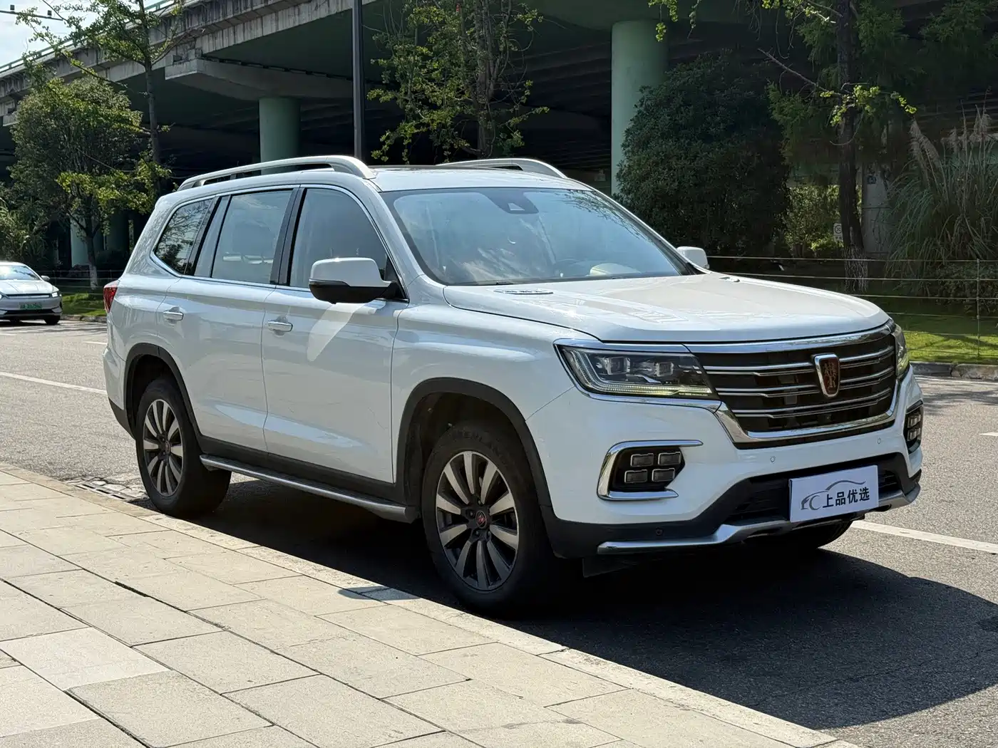 Roewe RX8 2019 2018 30T Internet-connected 2WD Ultimate Edition