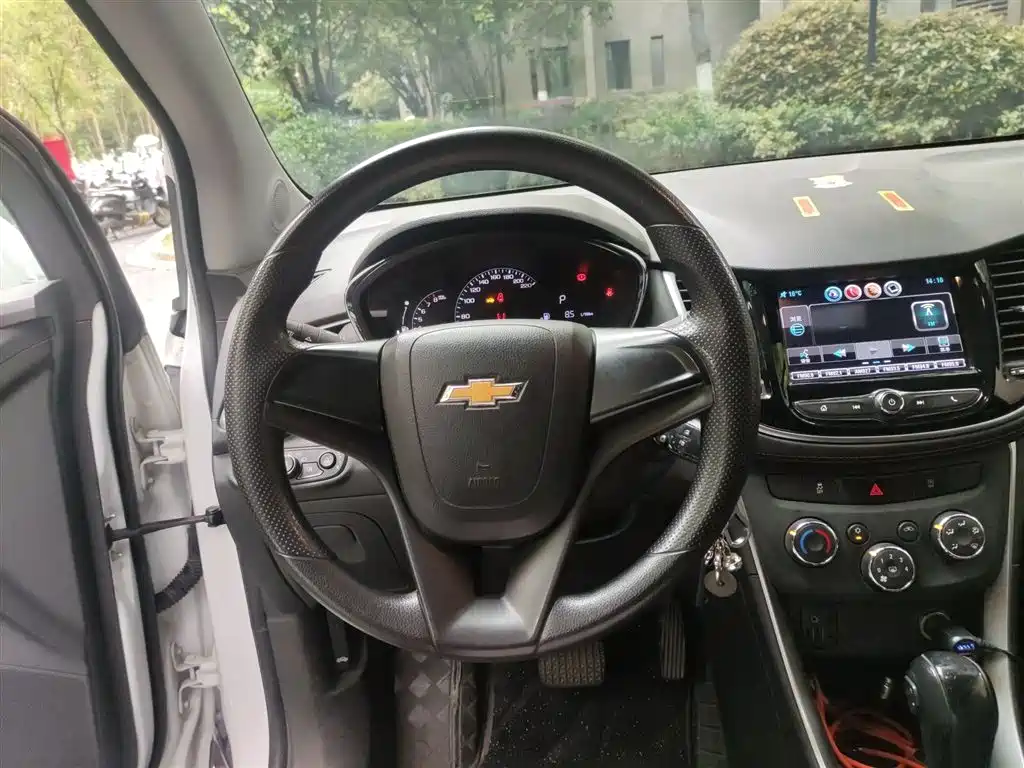 Chevrolet Trax 2018 330T Automatic 2WD Elite фото 3