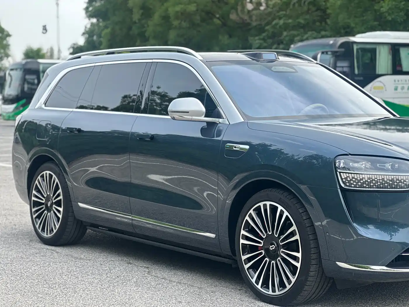 AITO Wenjie AITO M9 2024 Extended Range Ultra 42kWh 6-Seater фото 7