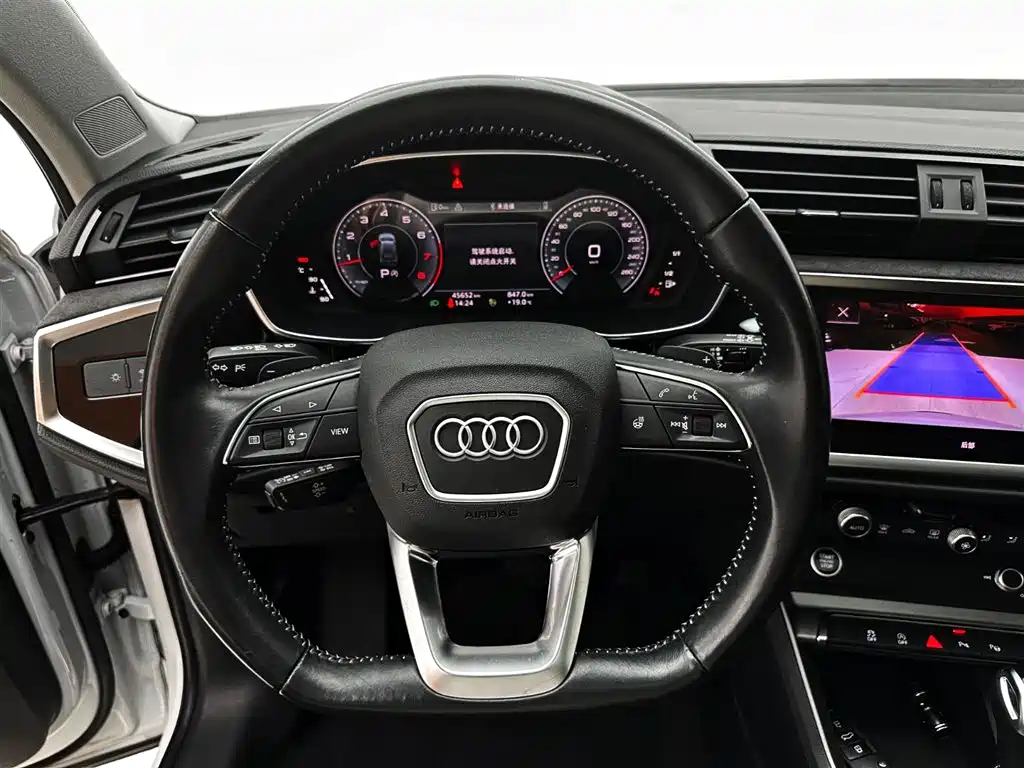 Audi Q3 2022 35 TFSI Fashion Dynamic фото 11