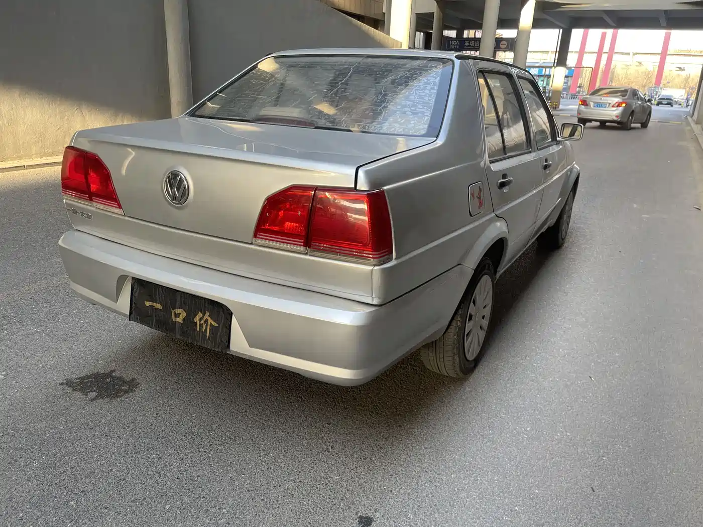 Volkswagen Jetta 2010 1.6L Partner фото 7