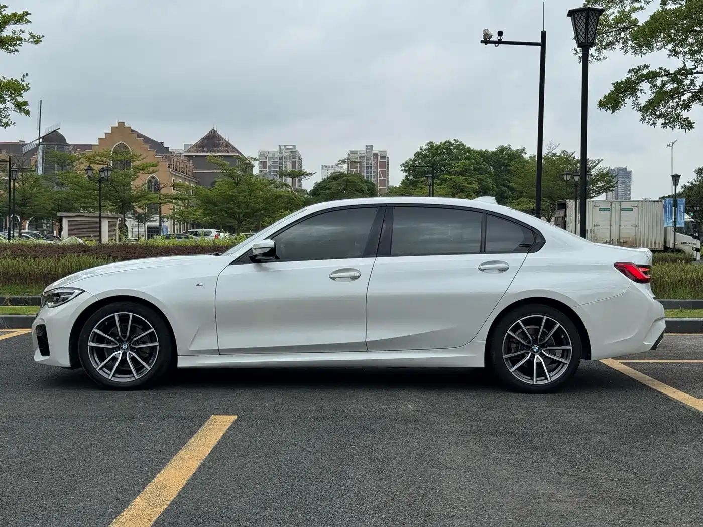 BMW 3 Series 2021 Second Facelift 320Li M Sport Package фото 7