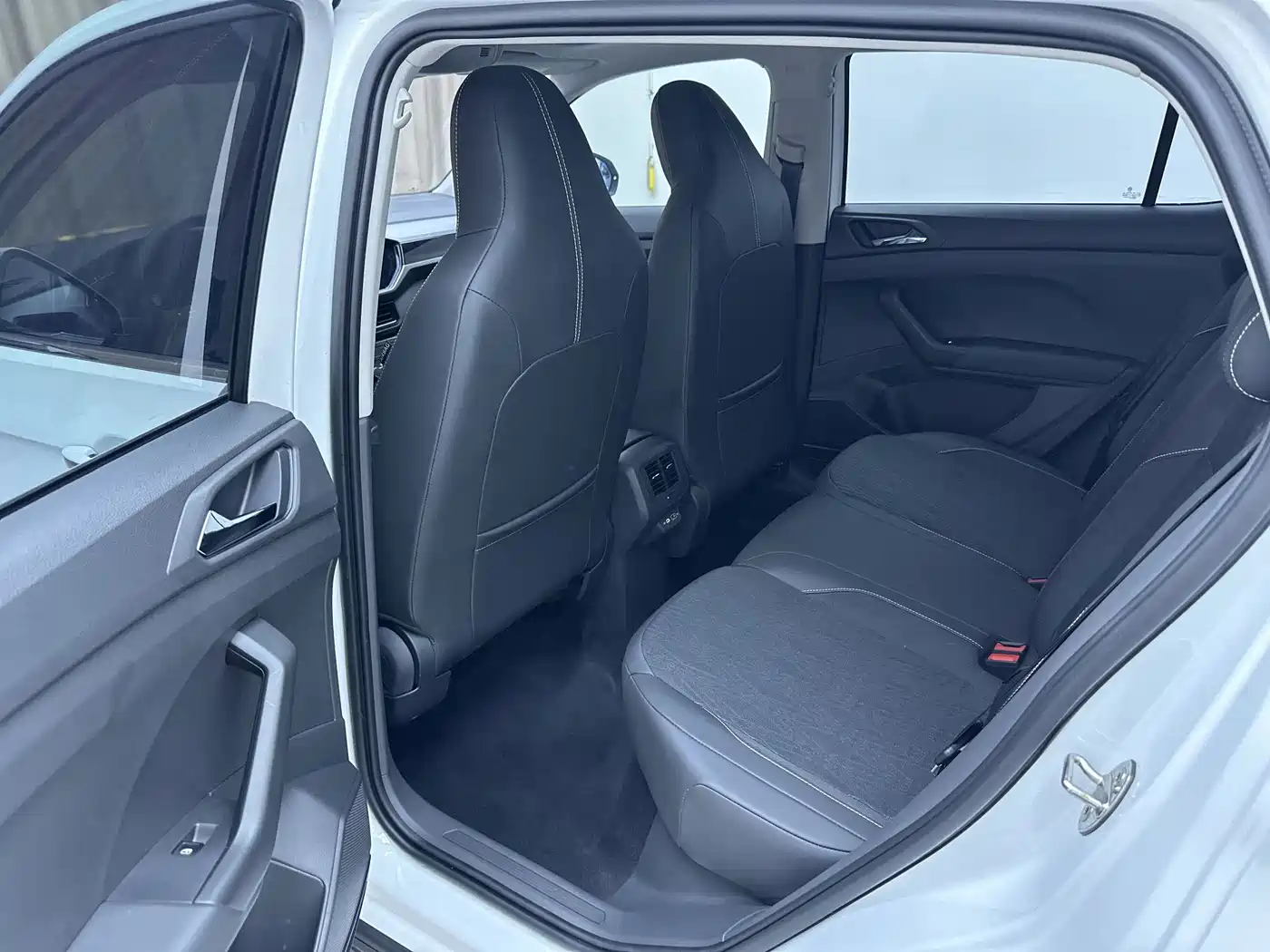 Volkswagen T-Cross, миниатюра 9