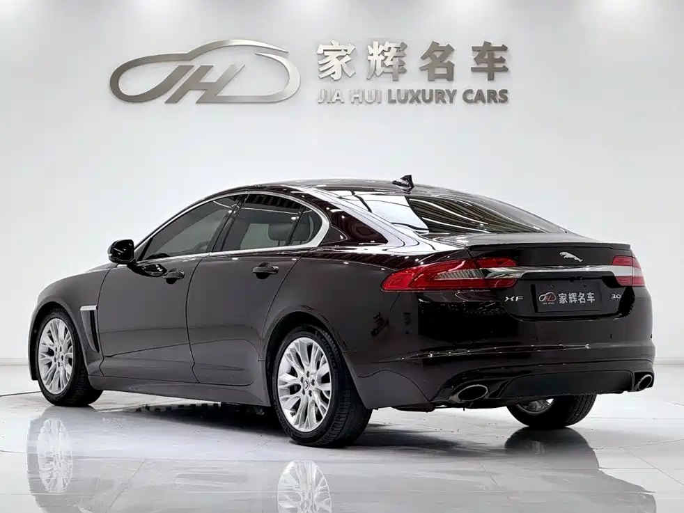 Фото 5 - Jaguar XF
