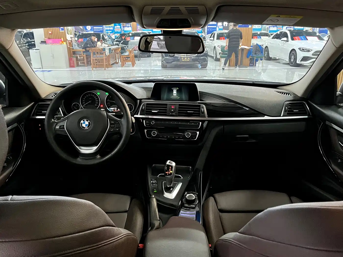 BMW 3 Series 2018 320Li Fashion Style фото 11