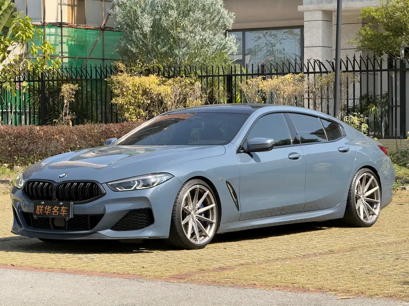 BMW 8 Series 2021 840i xDrive 4-door Coupe M Sport Package фото 3