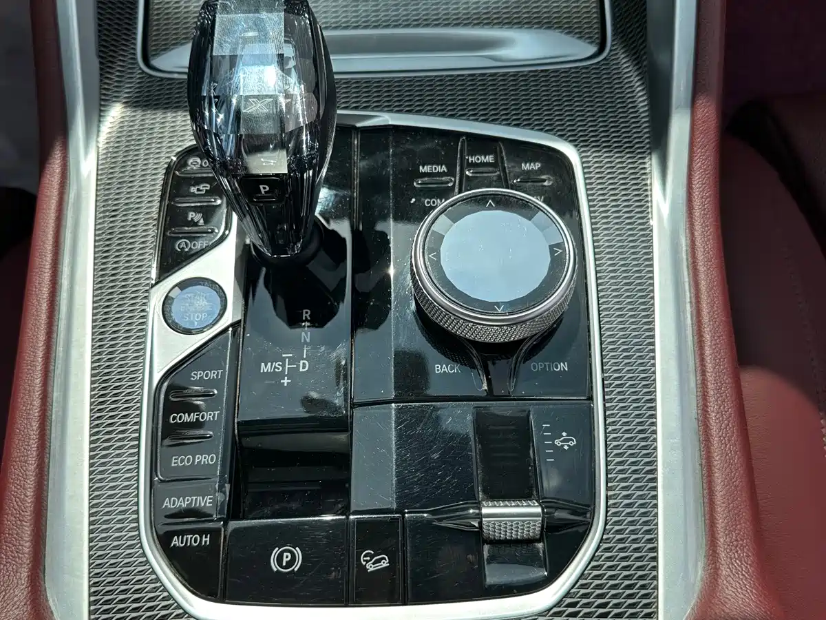 Photo 16 - BMW X6