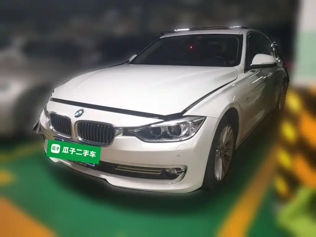 صورة 1 - BMW 3 Series