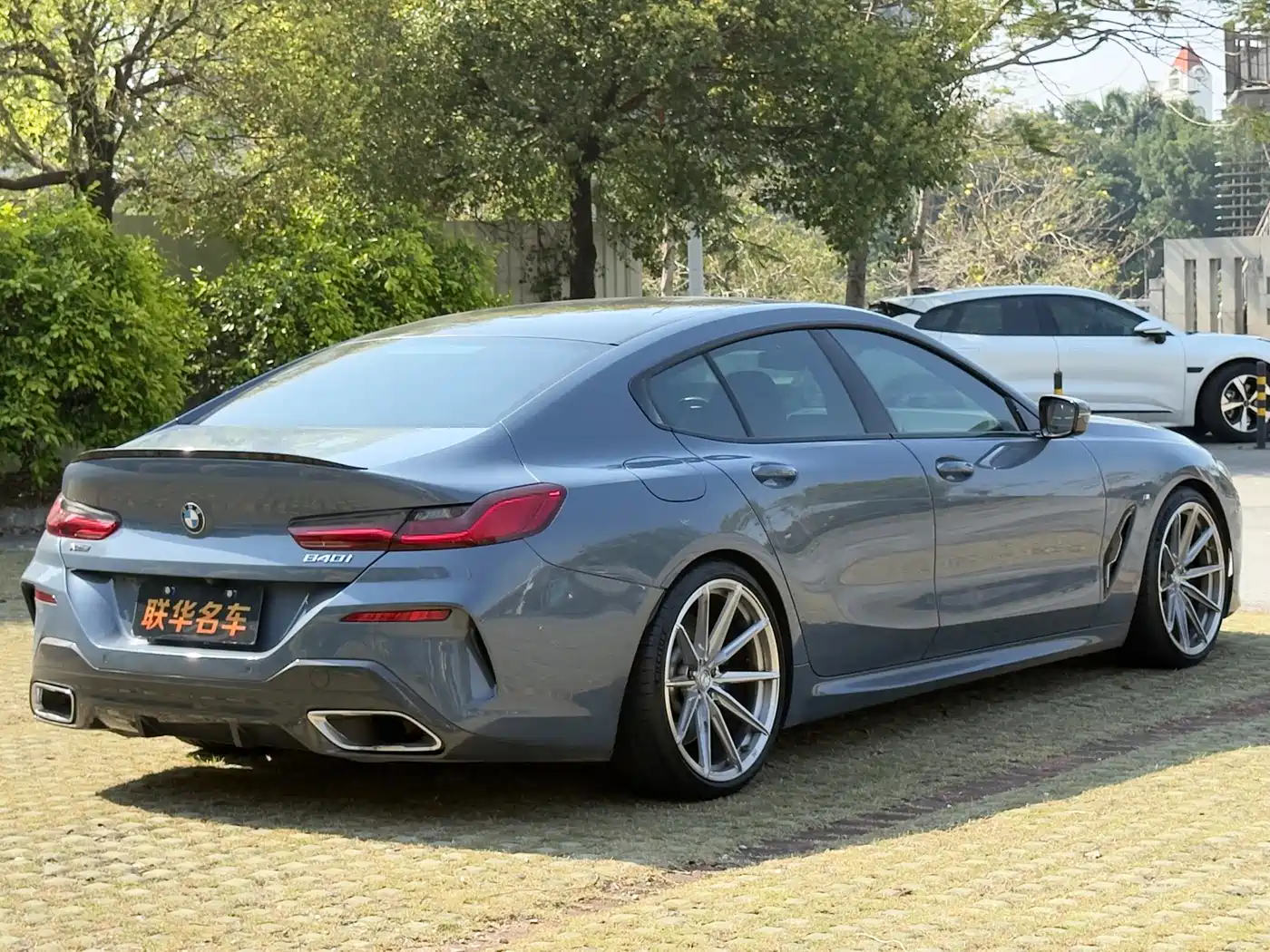 BMW 8 Series 2021 840i xDrive 4-door Coupe M Sport Package фото 9