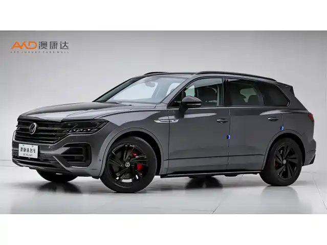  Volkswagen Touareg 2021 3.0TSI Sharp Edition with Gloss Black Sports Package