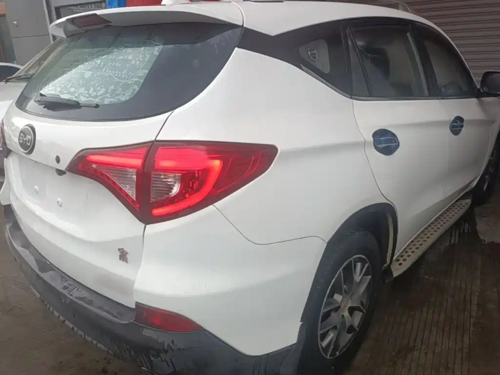 BYD Song 2016 2016 2.0TID Automatic Luxury