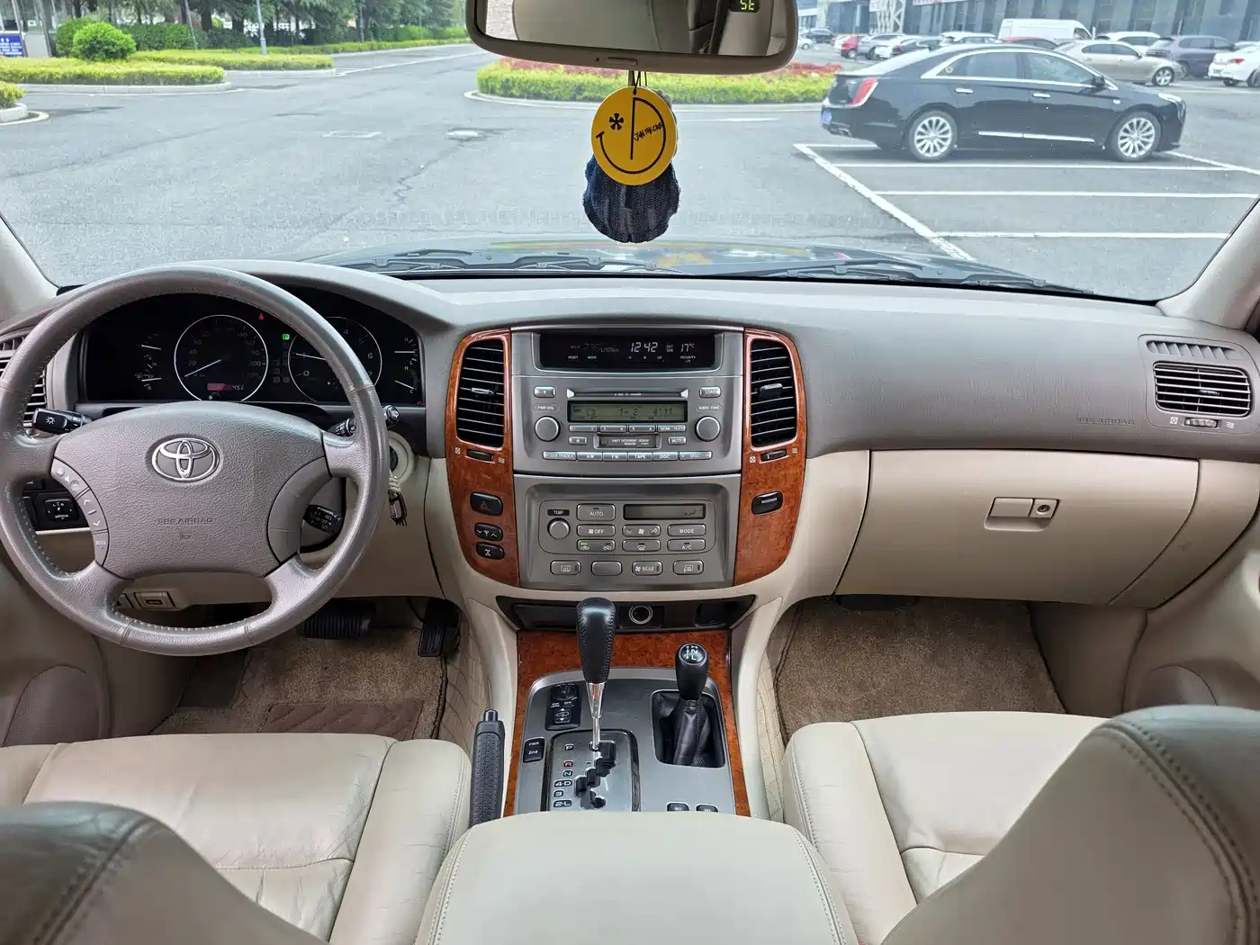 Toyota Land Cruiser фото 7