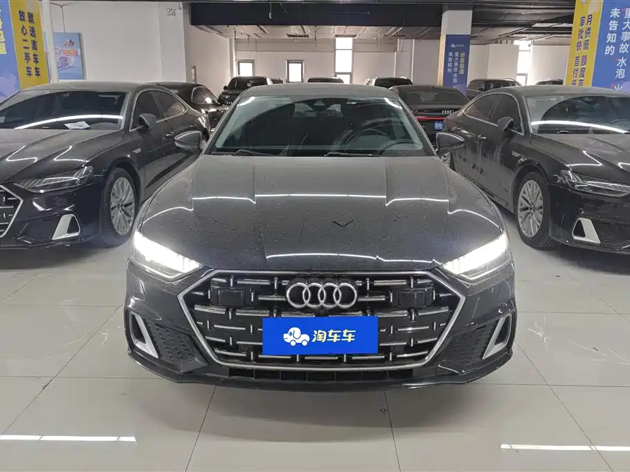 AUDI A7L