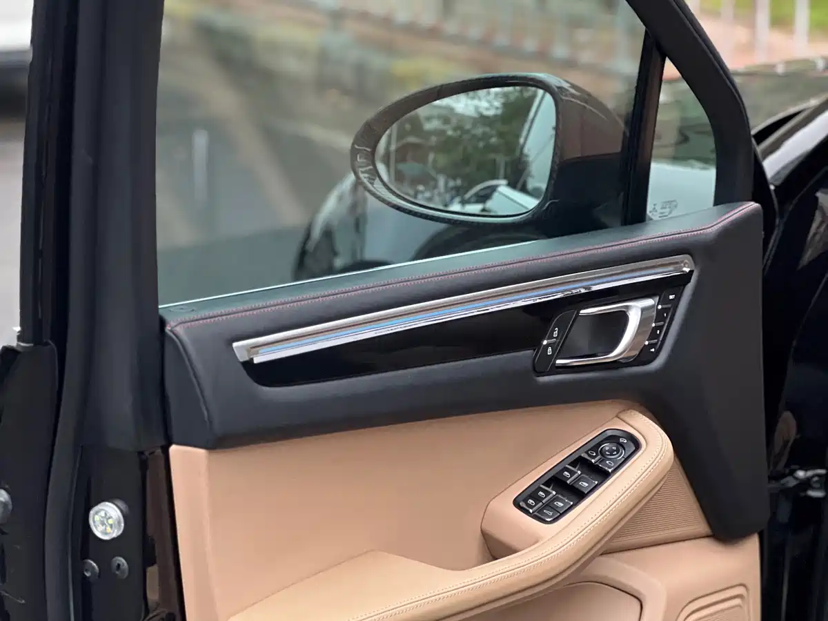 Porsche Macan 2020 Macan 2.0T фото 13