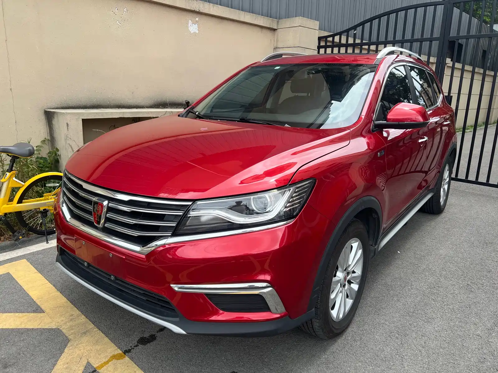 Фото 2 - Roewe RX5