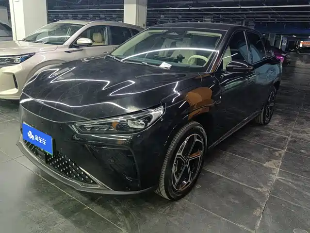 Nezha Auto Nezha L 2024 Extended Range 310 Premium Edition